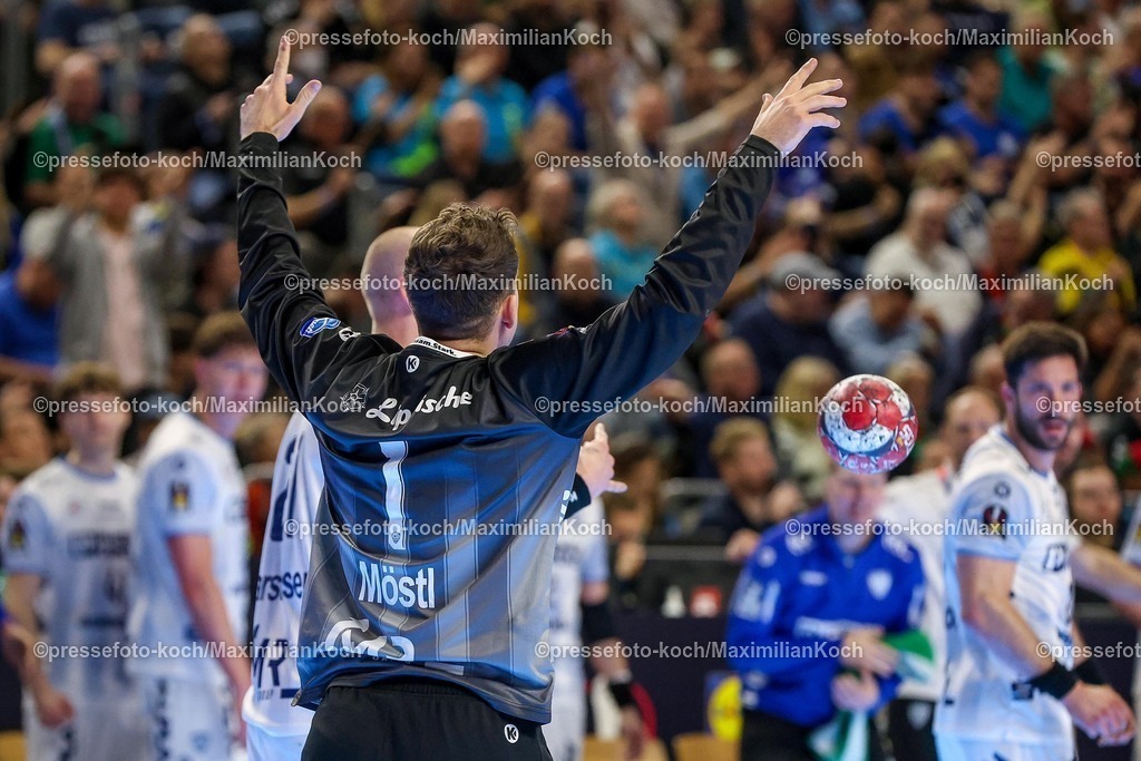 xSSCx19042601026 | 19.04.2026, xsscx, Handball, DHB-Pokal Lidl Final4, Spiel um Platz 3, TBV Lemgo-Lippe - SC Magdeburg, Saison 2025 / 2026 Herren, Lanxess Arena, Köln: Constantin Möstl (TBV Lemgo Lippe #01) jubelnd nach einem verhinderten Treffer  Photo: xSandraxScherningxPressefotoKochx