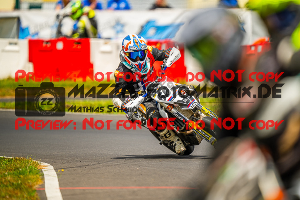 MaZZes_FotoMatrix_230702_0756 | S4