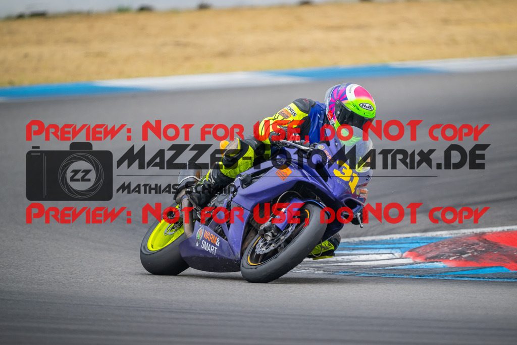 MaZZes-Fotomatrix-20260809-583482 | R1
