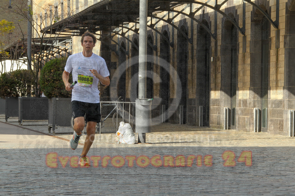 250920_1545_EV4_9555 | Sportfotografie im Rhein-Sieg Kreis, Köln, Bonn, NRW, Rheinland Pfalz, Hessen, etc. Unser Tätigkeitsfeld umfasst den Laufsport vom Volkslauf über den Marathon, Duathlon, Triathon bis zum Ultralauf wie Kölnpfad Ultra oder Schindertrail.
