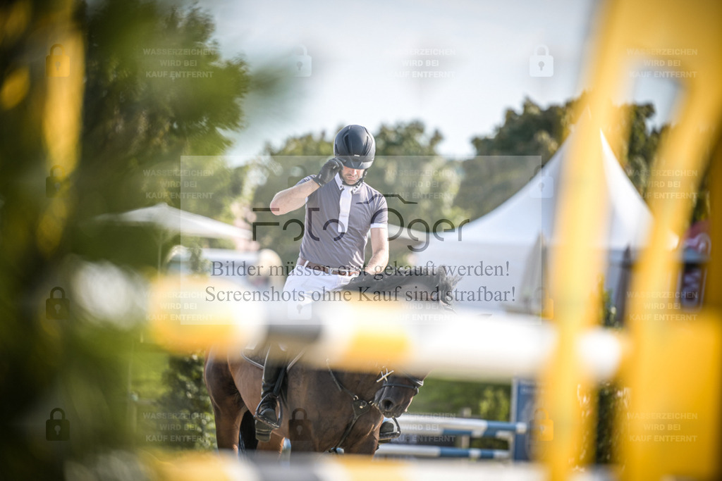 DOS_0481 | Entdecke hochwertige Reitturnierfotos von Foto Oger. Professionell, emotional und authentisch – jetzt Lieblingsmomente im Shop bestellen. - Realisiert mit Pictrs.com