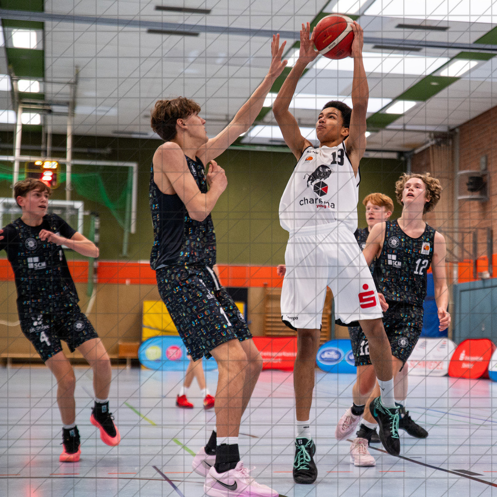 JBBL 24/25 | 23.11.2024 | Charisma Young Bulls vs. UBC Münster  | JBBL 24/25 | 23.11.2024 | Charisma Young Bulls vs. UBC Münster - - - - - CREDIT, www.bullenfotos.de, Martin König, Hörner Weg 40, D-49078 Osnabrück, +4917663732967, Nutzung und Weitergabe nur zu den vereinbarten Zwecken. Presseanfragen an Urheber. Alle Rechte beim Urheber. - - - - - - Realisiert mit Pictrs.com