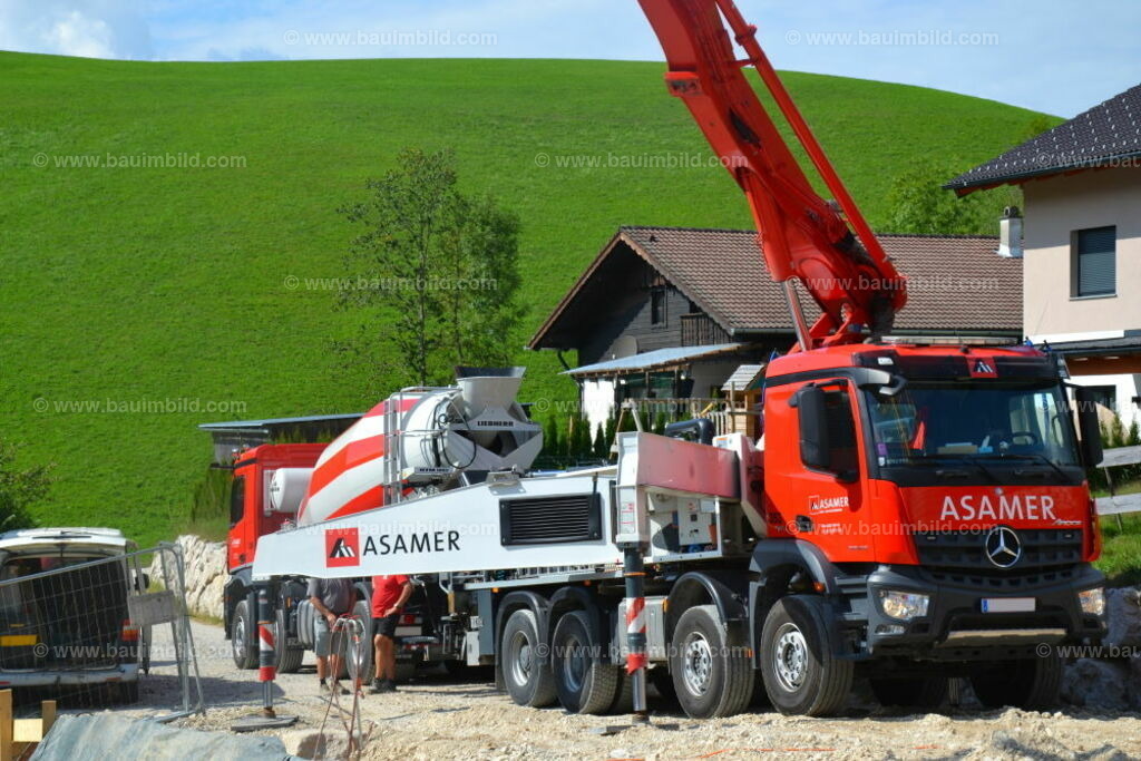 bib-lg04-betonarbeiten-0014 | Nach LV-Leistungsgruppen sortierte Detailfotos über den Bau eines Hauses. Alle Hausbau-Bilder direkt vom Urheber und Autor der Website Haus-Selber-Bauen.com