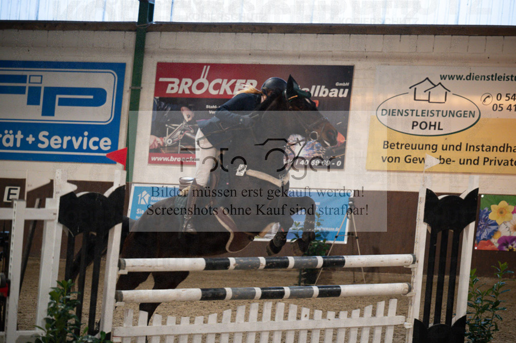 Hallenreittunier Voxtrup 2023 | Entdecke hochwertige Reitturnierfotos von Foto Oger. Professionell, emotional und authentisch – jetzt Lieblingsmomente im Shop bestellen.Deutschlandweite Turnierfotografie. - Realisiert mit Pictrs.com