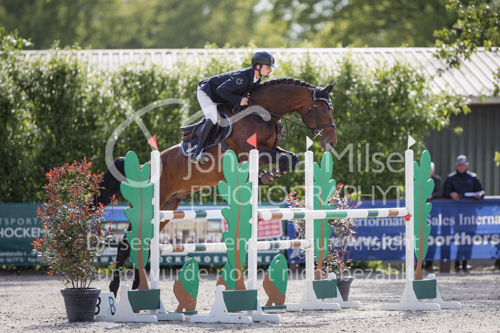 230516_Mühlen_05SprPf-L-512 | Deine schönsten Turniermomente als professionelle Fotos! Entdecke hochwertige Pferdesport-Fotografie im Online-Shop. Jetzt Fotos finden & bestellen!