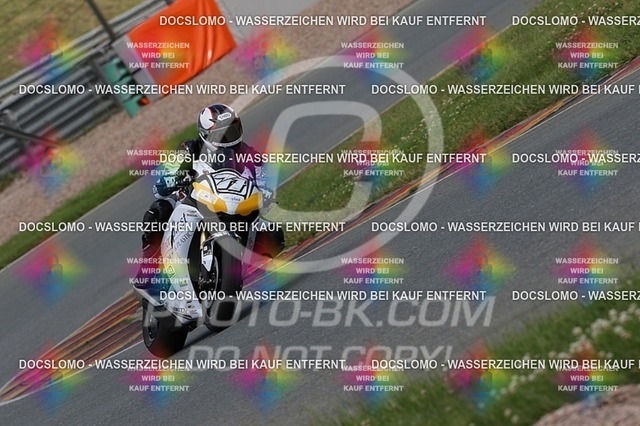 2016-07-01-PBK-5091 | Sportfotografie; SlowMotion; Video; Rennstrecke; Hafeneger; RSE; Speer; Trackday; Motorsportarena; Hockenheimring; Brno; Most; Barcelona; Valencia, Benny; Kaetzmer;