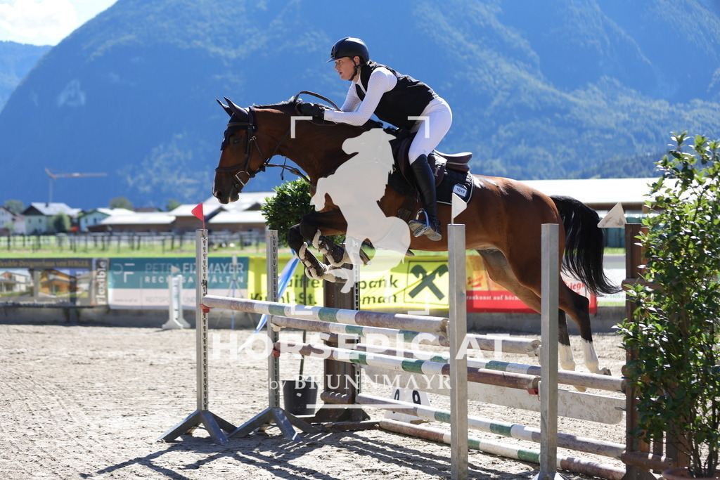 0P6A6992 | Willkommen bei Brunnmayr - Design & Fotografie – Ihrem Spezialisten für Reitturniere und Pferdeveranstaltungen in Oberösterreich, Salzburg und Bayern! Seit über 17 Jahren sind wir leidenschaftlich dabei.
