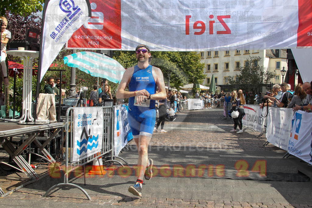 250824_1249_EV4_9512 | Sportfotografie im Rhein-Sieg Kreis, Köln, Bonn, NRW, Rheinland Pfalz, Hessen, etc. Unser Tätigkeitsfeld umfasst den Laufsport vom Volkslauf über den Marathon, Duathlon, Triathon bis zum Ultralauf wie Kölnpfad Ultra oder Schindertrail.