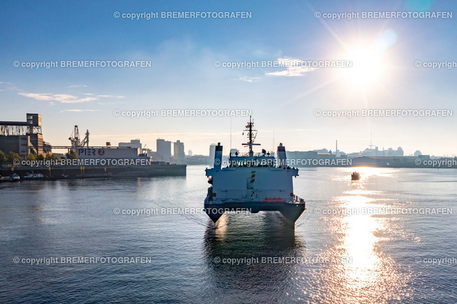 DJI_0223 | 30.09.2022 Drohnenaufnahmen Dt. Schifffahrtstag 2022 Bremen Wendebecken / Weser