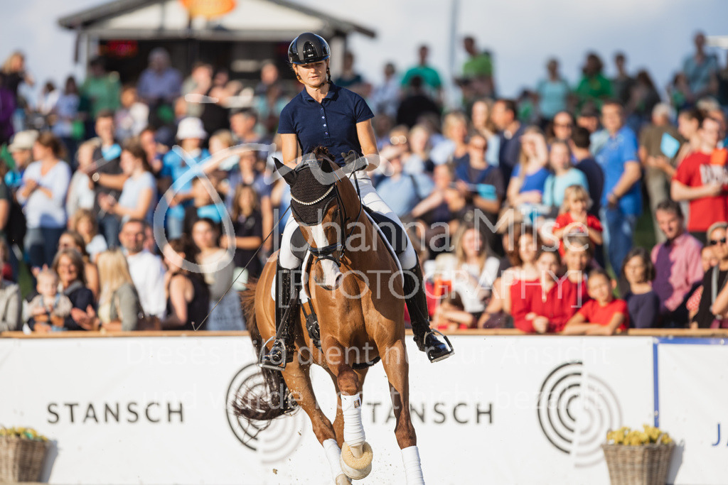 230728_BHO_Showprogramm-532 | Deine schönsten Turniermomente als professionelle Fotos! Entdecke hochwertige Pferdesport-Fotografie im Online-Shop. Jetzt Fotos finden & bestellen!