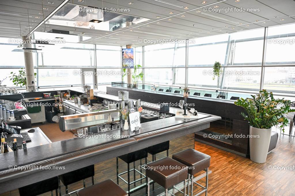 Cubus Restaurant_ 23.02.2024-11 | 23.02.2024, Linz, AUT, AEC, Cubus im Bild Cubus Restaurant, Tische, Plaetze, Barbereich