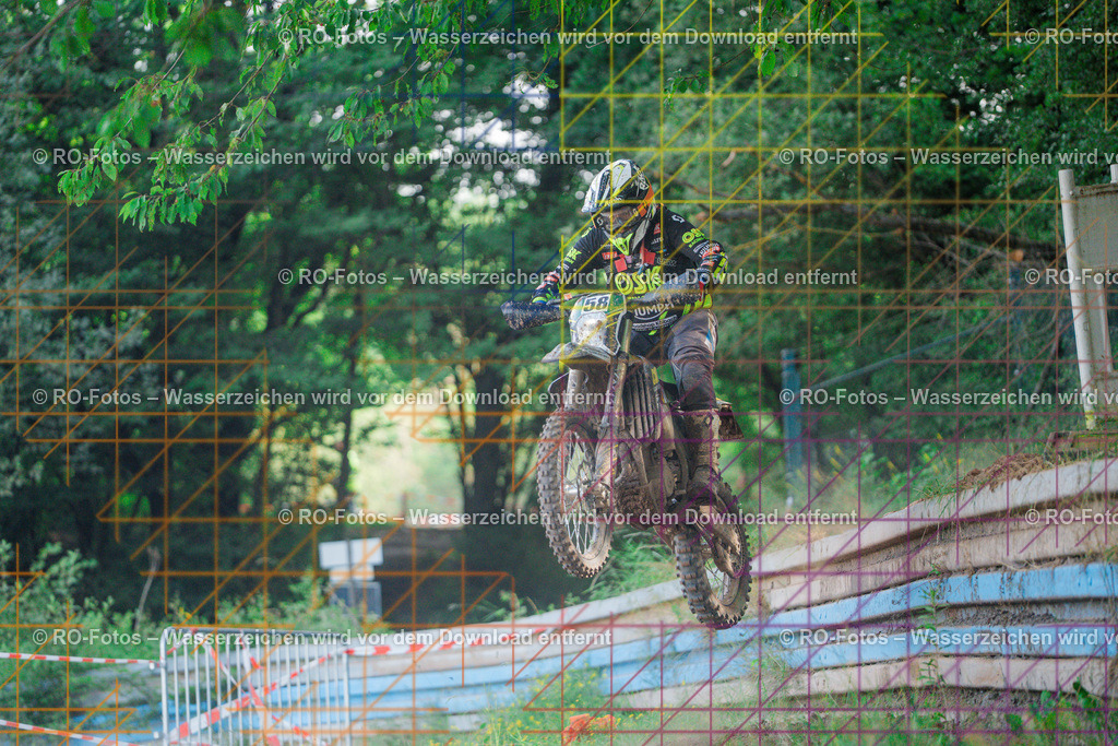 4 Lauf Schlüchtern IGE 2026-824 | Sportfotografie von RO-Fotos: Motorsport, Motocross, Enduro, Laufveranstaltungen und Triathlon. Professionelle Fotos von Sportlern und Events. - Realisiert mit Pictrs.com