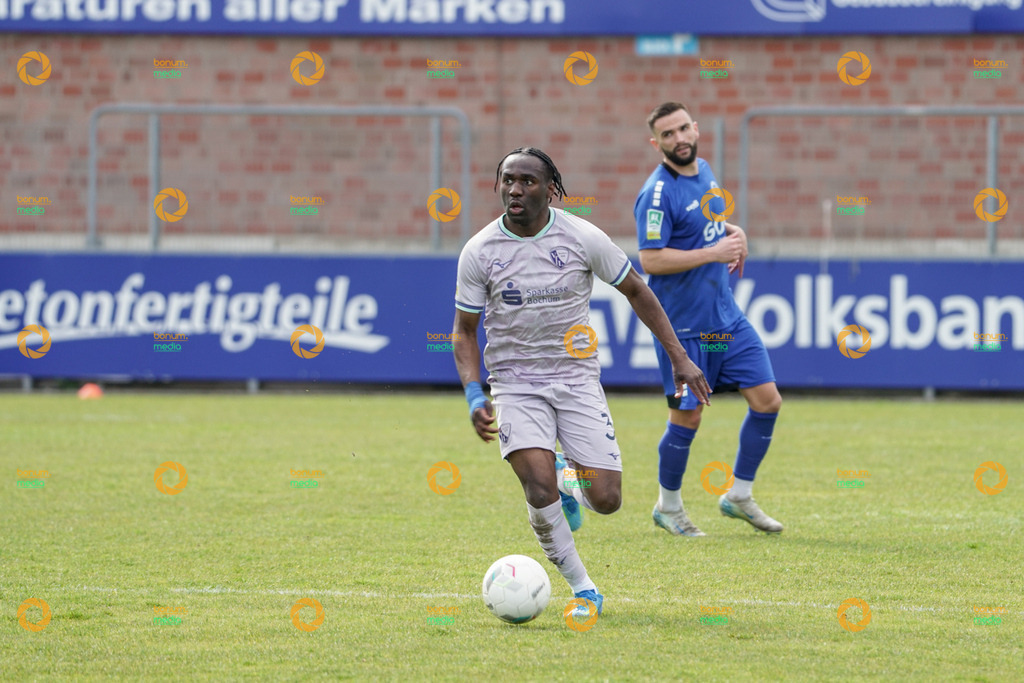 VfL Sportsfreunde Lotte vs. VfL Bochum II U23 - Regionalliga West - 28. Spieltag 2026 | Owono Darnell Keumo, 3 - Realisiert mit Pictrs.com