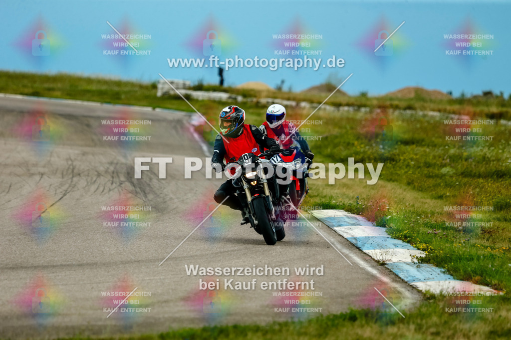 Chambley Juli-3087 | Hier findet Ihr Bilder von Touristenfahrten auf der Nürburgring Nordschleife oder von anderen Veranstaltungen die ich besucht habe. Viel Spass beim Durch Schauen 