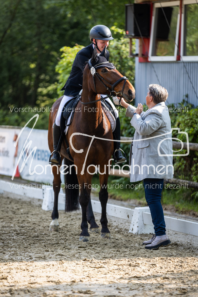 Donop24-A-Dre-160 | MomenTaufnahmen Pferdesportfotos