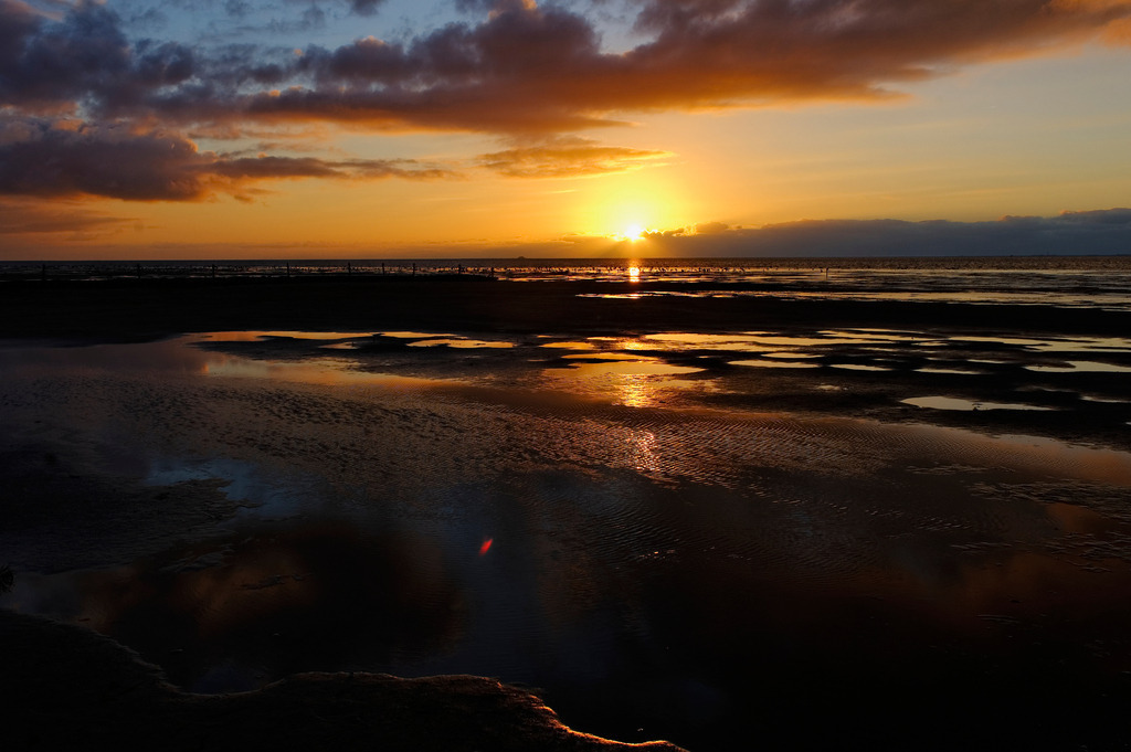 Sonnenuntergang | Europa, Deutschland, Schleswig-Holstein, Norderhafen, Sonnenuntergang - Realisiert mit Pictrs.com