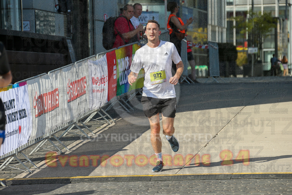 240921_1452_EX1_3907 | Sportfotografie im Rhein-Sieg Kreis, Köln, Bonn, NRW, Rheinland Pfalz, Hessen, etc. Unser Tätigkeitsfeld umfasst den Laufsport vom Volkslauf über den Marathon, Duathlon, Triathon bis zum Ultralauf wie Kölnpfad Ultra oder Schindertrail.