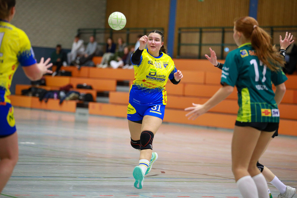 SVN_ SVFriedrichsfeld_141224_005 | Bildergalerie von Sport-Ereignissen aber auch von weiteren spannenden Dingen - nicht nur vom Niederrhein. In Anlehnung an den bekannten Spruch von Hanns Dieter Hüsch heißt das Motto: "Niederrhein ist überall".  - Realisiert mit Pictrs.com