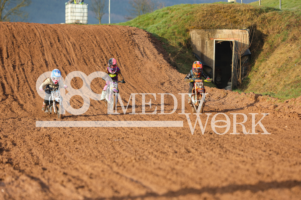 5E6A7098 | 989 MEDIAWORK