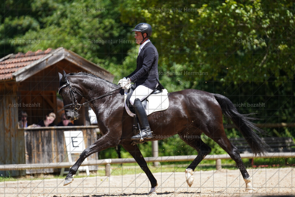 20240705-FAH03877 | Turnierbilder von Grafing, Reitsportbilder, Turnierfotos, Turnierfotografen Bayern, Pferdefotograf, Fotoagentur Herrmann