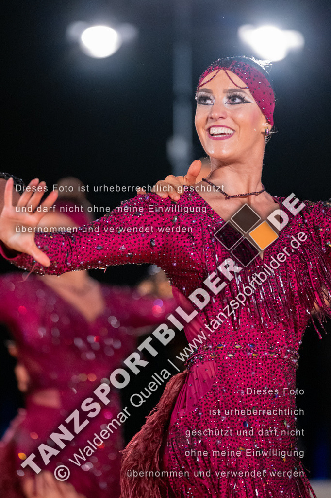 20250503-10807 | Hier finden Sie Tanz Bilder vom Latein und Standard Formationen tanzen. Sportbilder vom Tanzsport. Schöne Fotos und von Weltmeisterschaft, Europameisterschaft, Bundesliga, Regionalliga, Oberliga und Landesliga sowie von GOC Stuttgart, DanceComp, WM Bremen