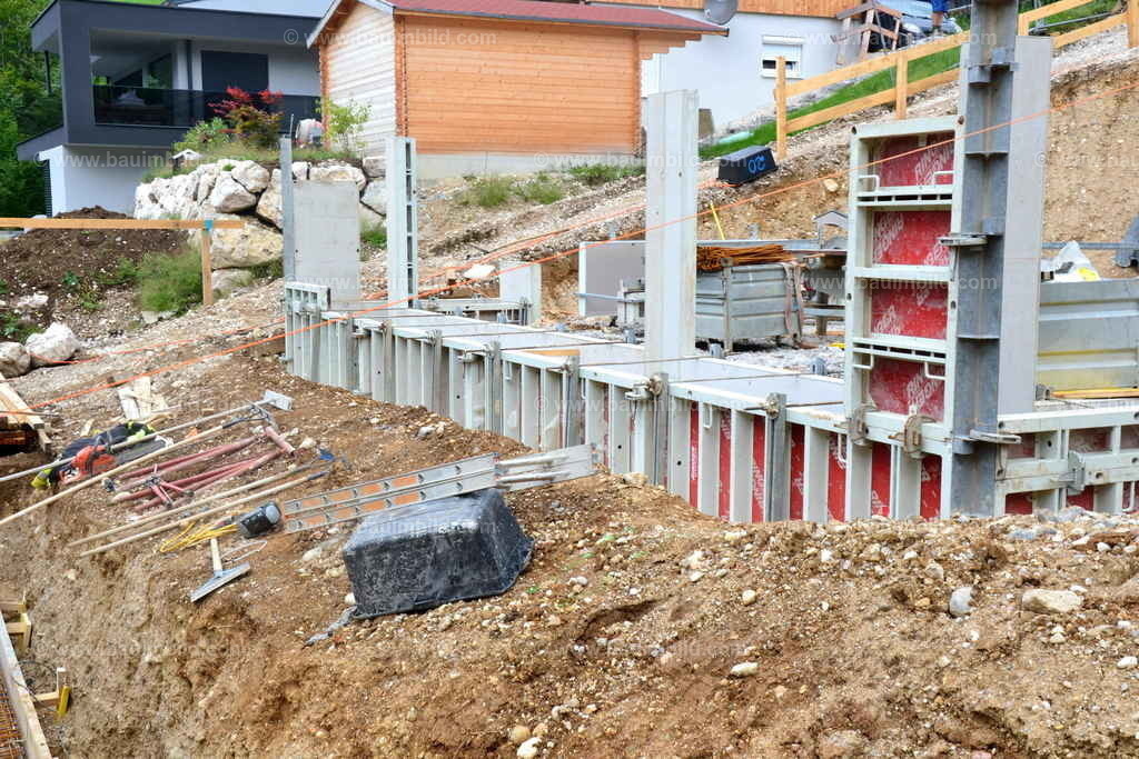 Fundamentschalung | Seitliche Schalung für Streifenfundamente mit Alu-Systemschalung