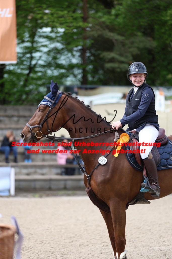 A40A1587 | lmwpictures - Realisiert mit Pictrs.com