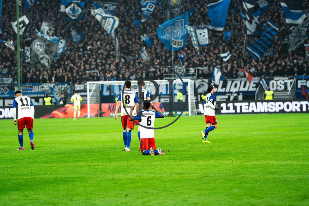 15.Spieltag HSV - SGE_SC-35 | Philipp-Heist - Realisiert mit Pictrs.com