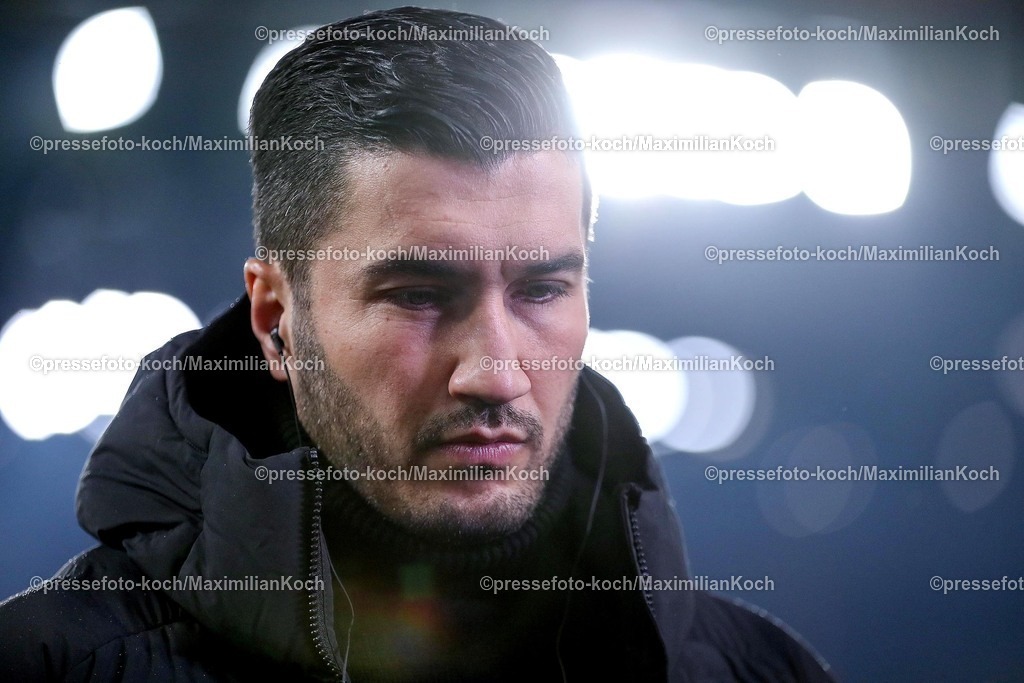 BVB10012502183 | 10.01.2025, Fußball, Borussia Dortmund - Bayer 04 Leverkusen, 1. Fußball Bundesliga, 16. Spieltag, Signal Iduna Park, Saison 2024 2025: Trainer Nuri Sahin (Cheftrainer BVB)DFB regulations prohibit any use of photographs as image sequences and or quasi-video.