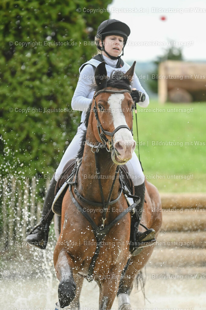 20230513_CCI2_Section2_Gelände_0468 | equistock