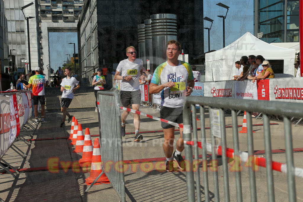 240921_1504_EX1_4336 | Sportfotografie im Rhein-Sieg Kreis, Köln, Bonn, NRW, Rheinland Pfalz, Hessen, etc. Unser Tätigkeitsfeld umfasst den Laufsport vom Volkslauf über den Marathon, Duathlon, Triathon bis zum Ultralauf wie Kölnpfad Ultra oder Schindertrail.