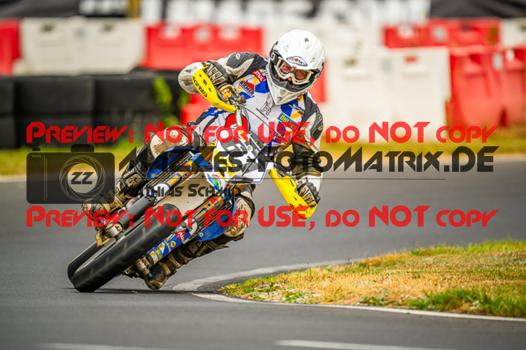 MaZZes_FotoMatrix_230701_9570 | UE40