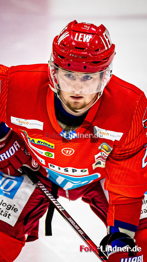 EC Peiting vs Heilbronner Falken | Eishockey Oberliga Süd 2023/2024, EC Peiting vs Heilbronner Falken,
David DIEBOLDER (ECP 23) Portrait,
2023-10-06 in Peiting (Eisstadion)
23 David DIEBOLDER (ECP 23), 17 Robin JUST (HNF 17)
Copyright: WolfgangxLindner foto-lindner.de