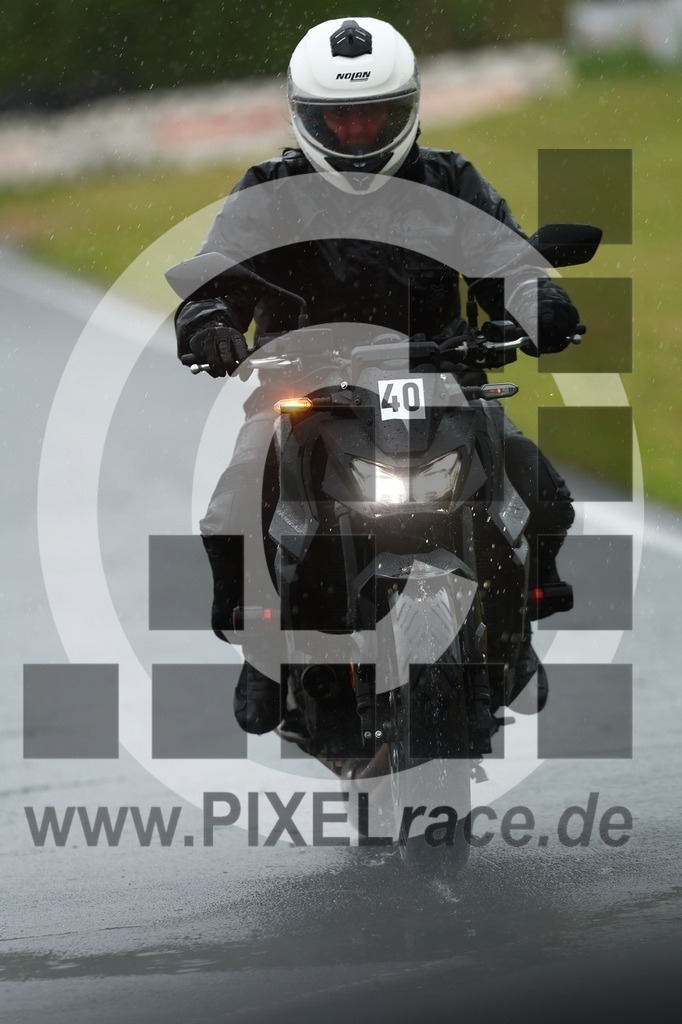 0040-20260512_01665 | Schöne Erinnerungen an spannende Momente - das festzuhalten ist unser Job. PIXELrace.de ist seit 2003 auf den Rennstrecken Europas unterwegs um die Action draußen beim Fahren und die wunderbare Stimmung imm Fahrerlager für euch einzufangen.
