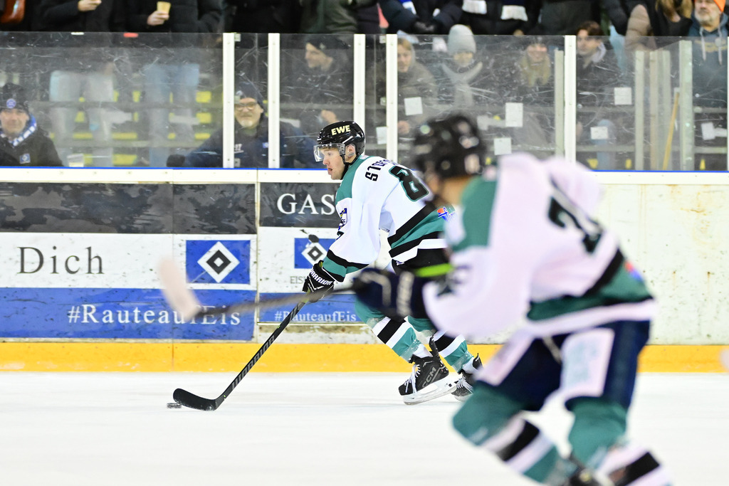 Eishockey I Herren I Saison 2024-2025 I Regionalliga Nord I 14. Spieltag I Hamburger SV - TuS Harsefeld Tigers | Der Sportfotograf. - Realisiert mit Pictrs.com