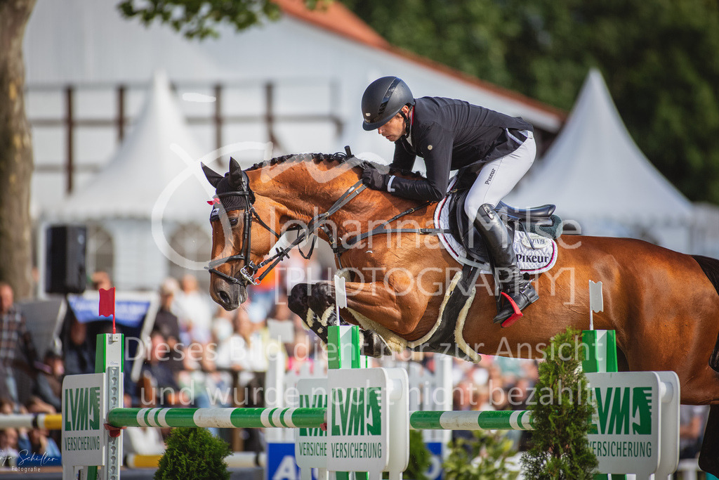 230730_BHO_GrosserPreis_FS_721 | Deine schönsten Turniermomente als professionelle Fotos! Entdecke hochwertige Pferdesport-Fotografie im Online-Shop. Jetzt Fotos finden & bestellen!