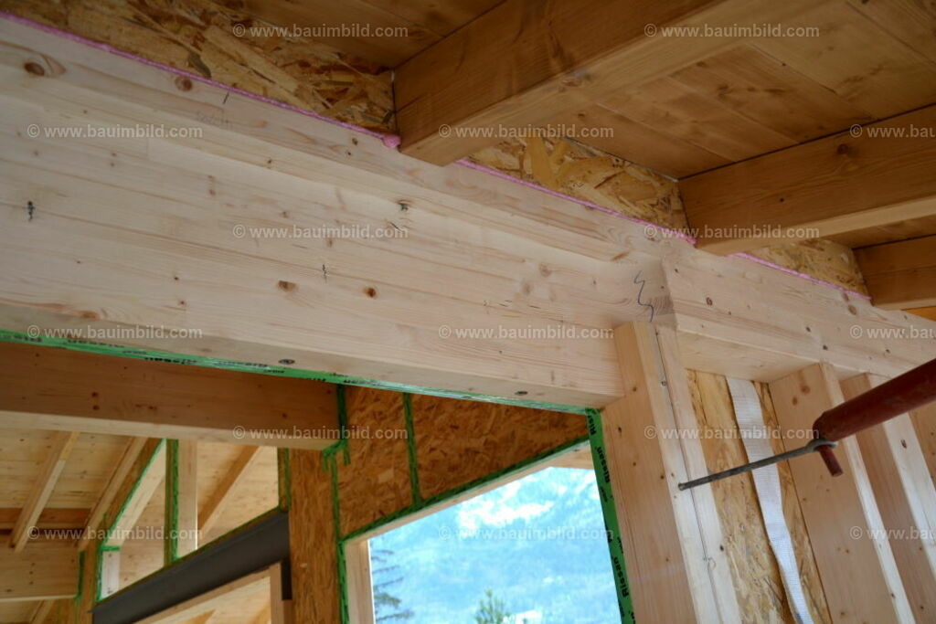 bib-lg09-holzbau-0212 | Nach LV-Leistungsgruppen sortierte Detailfotos über den Bau eines Hauses. Alle Hausbau-Bilder direkt vom Urheber und Autor der Website Haus-Selber-Bauen.com