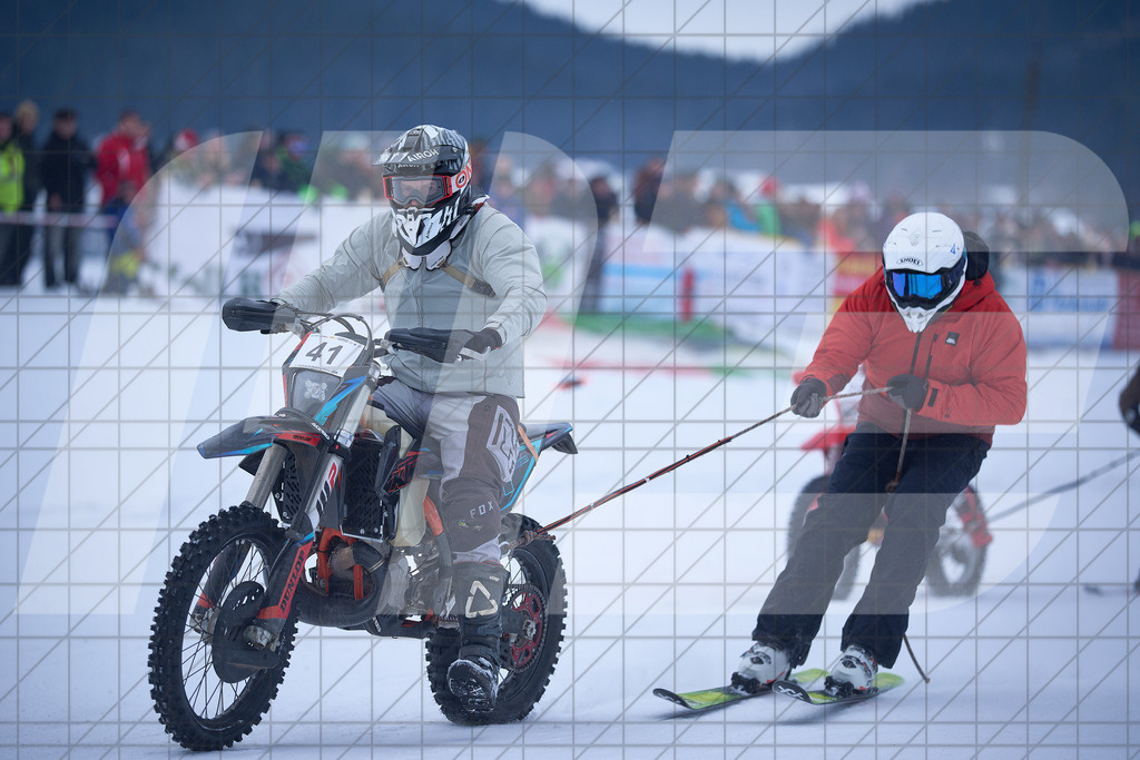 11. Holzknecht Skijöring | Skijöring am 24.01.2026: 11. Holzknecht Skijöring in Gosau am Dachstein, Oberösterreich, ÖsterreichFoto: © 2026 Martin Bihounek | mb-creative.eu