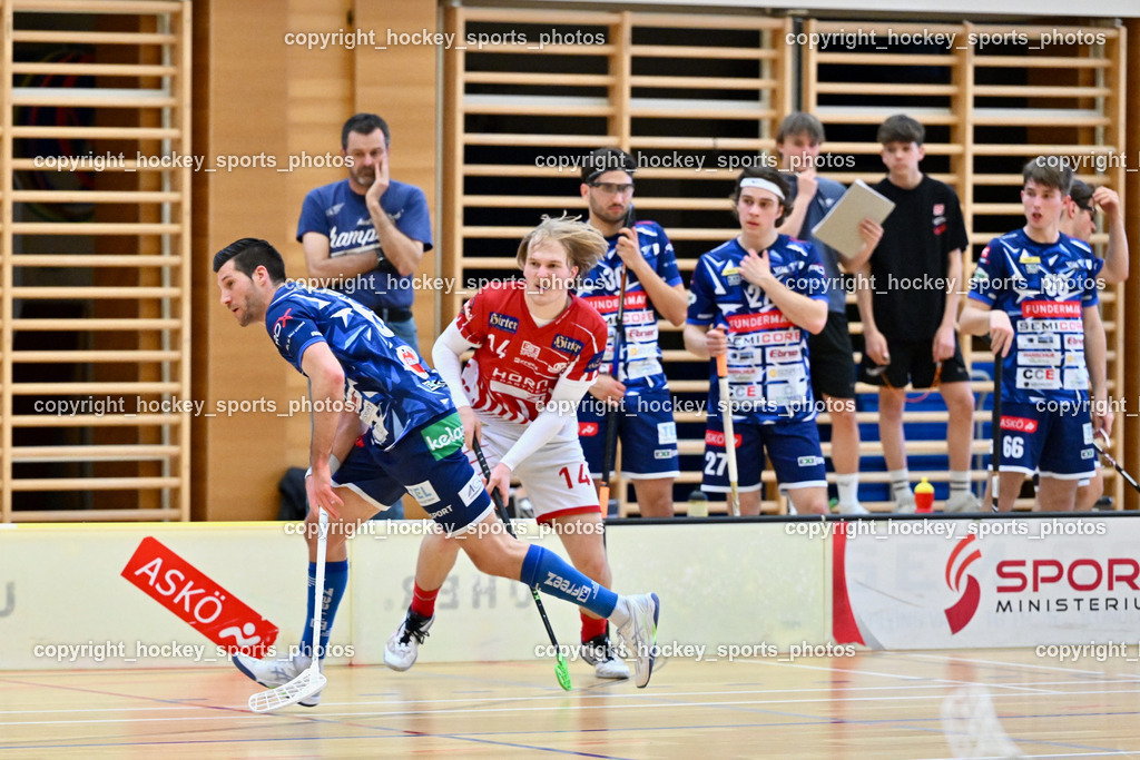 VSV Unihockey vs. KAC Floorball | #6 Timo Schmid VSV Unihockey, #14 Pascual Fina KAC Floorball, VSV Unihockey vs. KAC Floorball, VSV Unihockey vs. KAC Floorball am 12.04.2025 in Villach (Ballspielhalle St. Martin), Austria, (Photo by Bernd Stefan)
