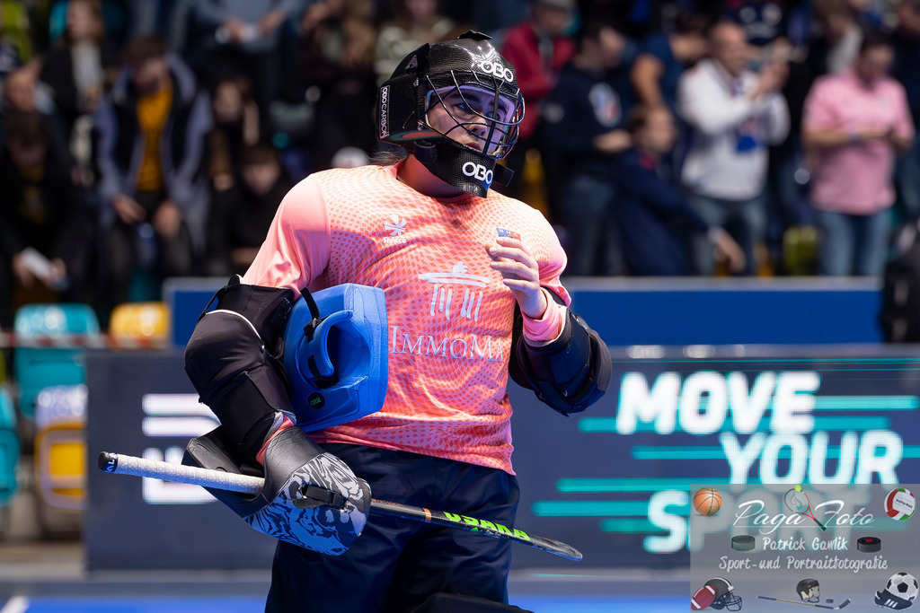 Volvo E.R.B. Final 4 Finale Frauen: Berliner HC - Mannheimer HC, 26.01.2025 | Amelie Schwarzkopf (Berliner HC #42), Freisteller, Portrait, Porträt, Berliner HC - Mannheimer HC, Frankfurt, Süwag Arena, 26.1.2025 - Realisiert mit Pictrs.com