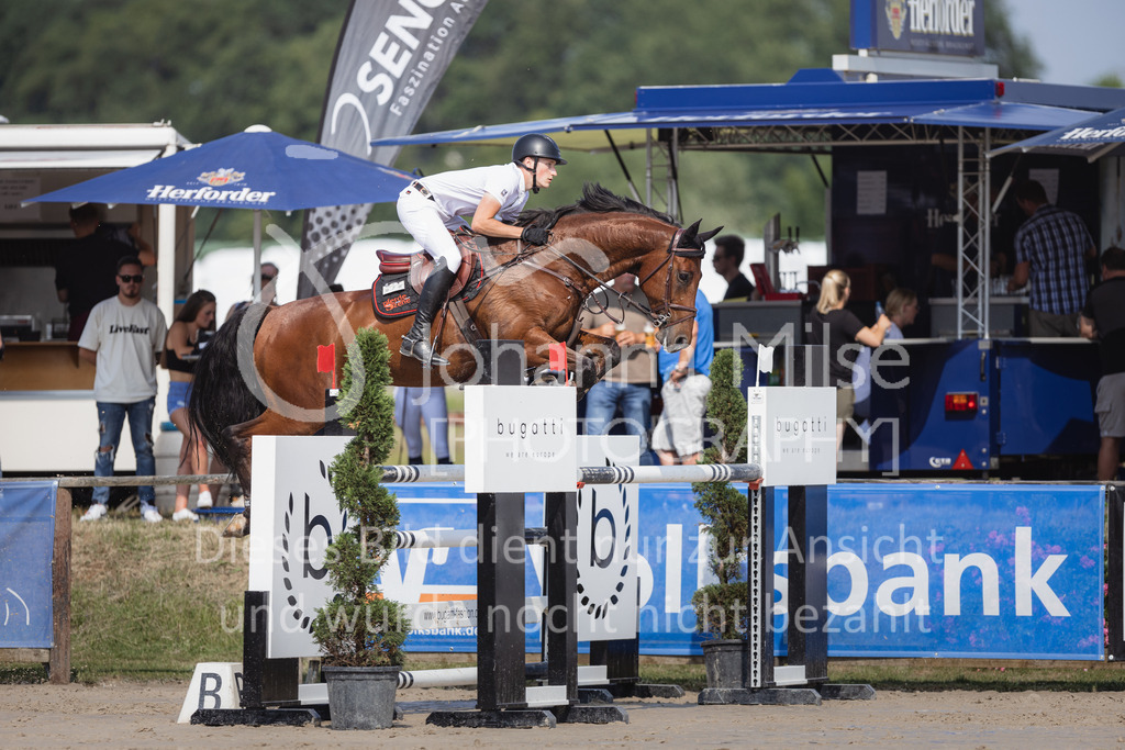 230624_PfSpTa_Youngster-S-317 | Deine schönsten Turniermomente als professionelle Fotos! Entdecke hochwertige Pferdesport-Fotografie im Online-Shop. Jetzt Fotos finden & bestellen!