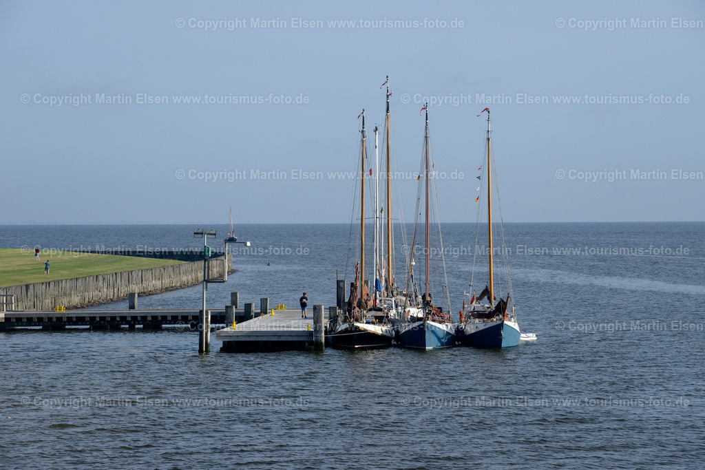 Cuxhaven_ELS4608200713a | Cuxhaven - Aufnahmedatum: 17.07.2013, Aufnahmehöhe:  m, Koordinaten:  - , Bildgröße: 7360 x  4912 Pixel - Copyright 2013 by Martin Elsen, Kontakt: Tel.: +49 157 74581206, E-Mail: info@schoenes-foto.deSchlagwörter: - Realisiert mit Pictrs.com