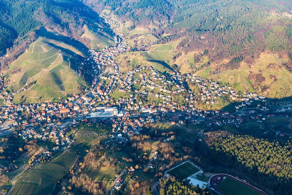 Luftbild: Ortsansicht in Bühlertal im Bundesland Baden-Württemberg in Deutschland. Foto: IMG_097726.jpg vom 16.03.2017 durch Werner Riehm/FLY-FOTO.de