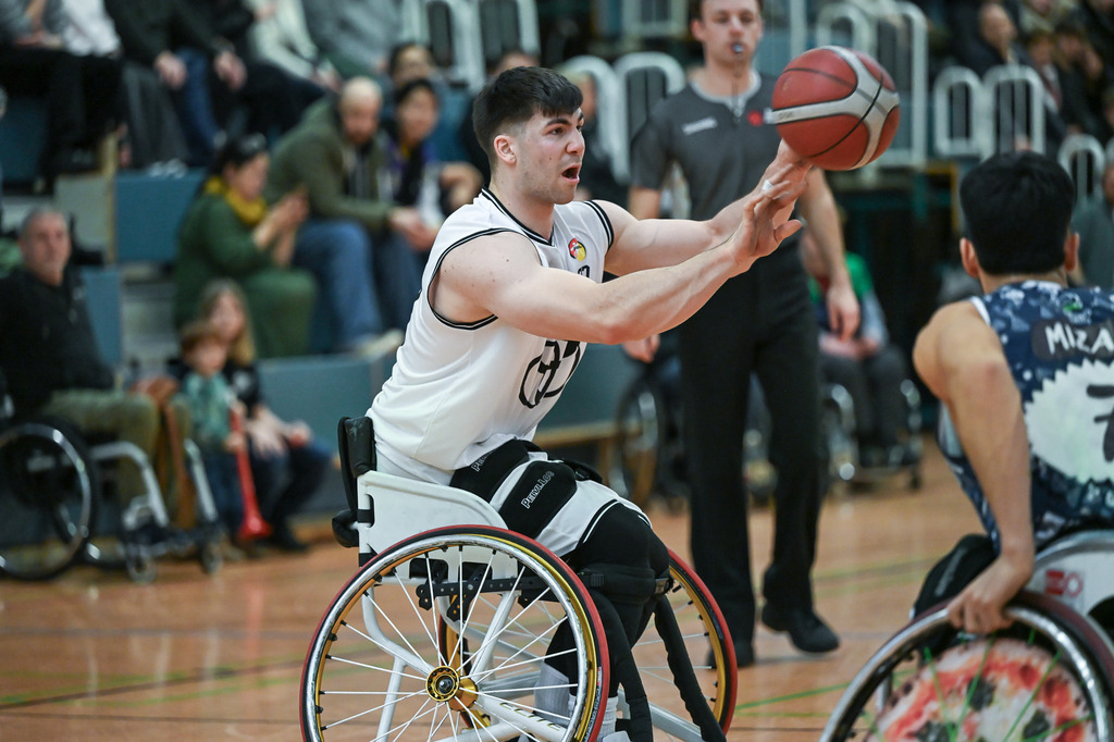 gml_037 | Fotos von Basketballspielen aus dem Raum NRW fotografiert von Gero Mueller-Laschet und Daniel Schaefer - Realisiert mit Pictrs.com