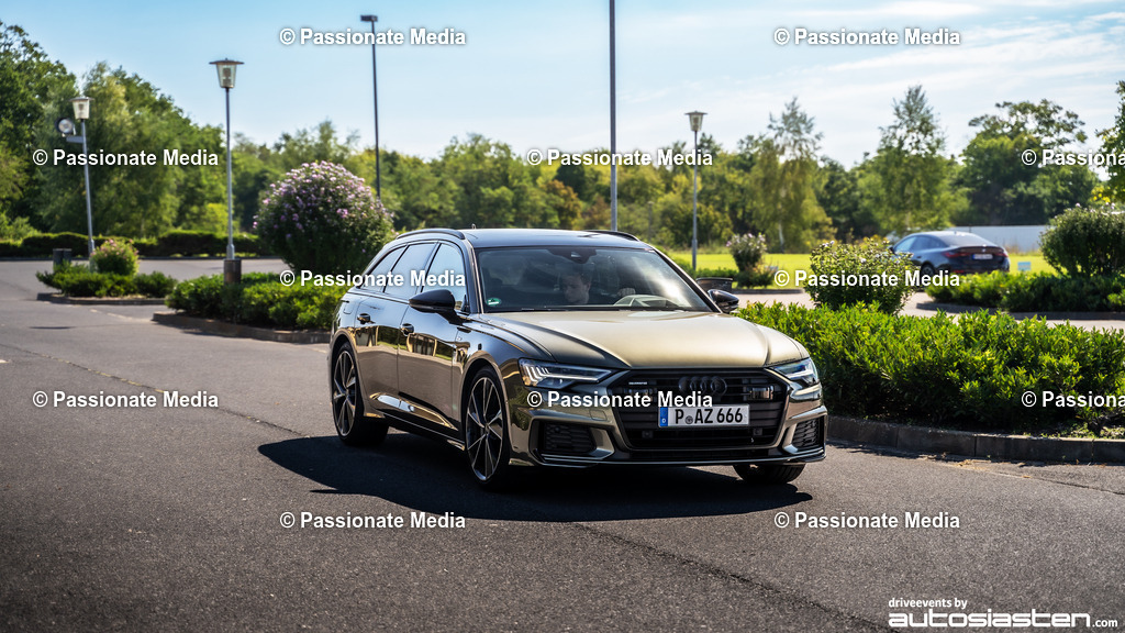 DSC09395 | Passionate Media, dein Fotograf aus Brandenburg, Märkisch Oderland, im Bereich Motorsport, Autos und Motorräder sowie Events und auch Hunde. Shootings oder auch Eventbegleitungen können bei mir gebucht we