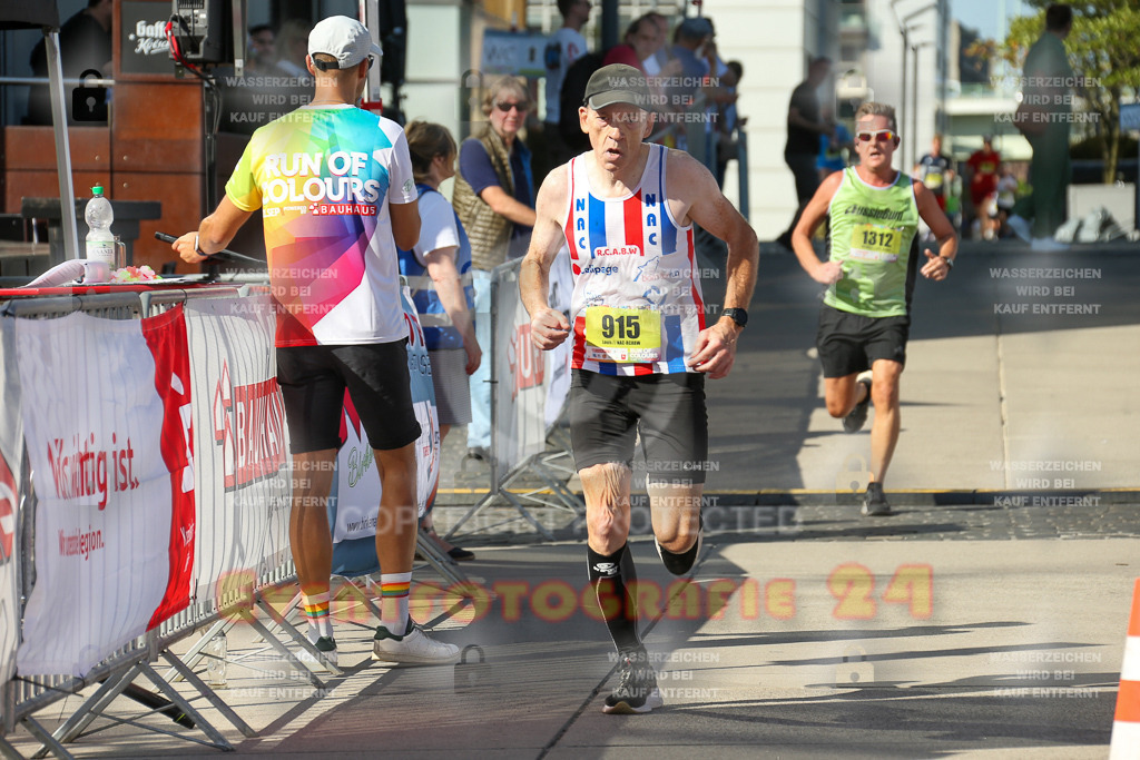 240921_1512_EX1_4630 | Sportfotografie im Rhein-Sieg Kreis, Köln, Bonn, NRW, Rheinland Pfalz, Hessen, etc. Unser Tätigkeitsfeld umfasst den Laufsport vom Volkslauf über den Marathon, Duathlon, Triathon bis zum Ultralauf wie Kölnpfad Ultra oder Schindertrail.