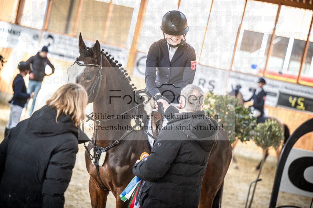 DOS_0004 | Entdecke hochwertige Reitturnierfotos von Foto Oger. Professionell, emotional und authentisch – jetzt Lieblingsmomente im Shop bestellen.Deutschlandweite Turnierfotografie. - Realisiert mit Pictrs.com