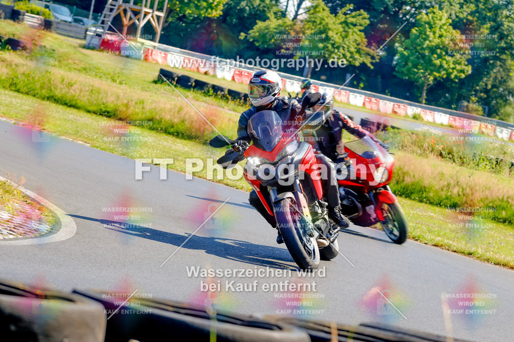 _MOT9072 | Hier findet Ihr Bilder von Touristenfahrten auf der Nürburgring Nordschleife oder von anderen Veranstaltungen die ich besucht habe. Viel Spass beim Durch Schauen 