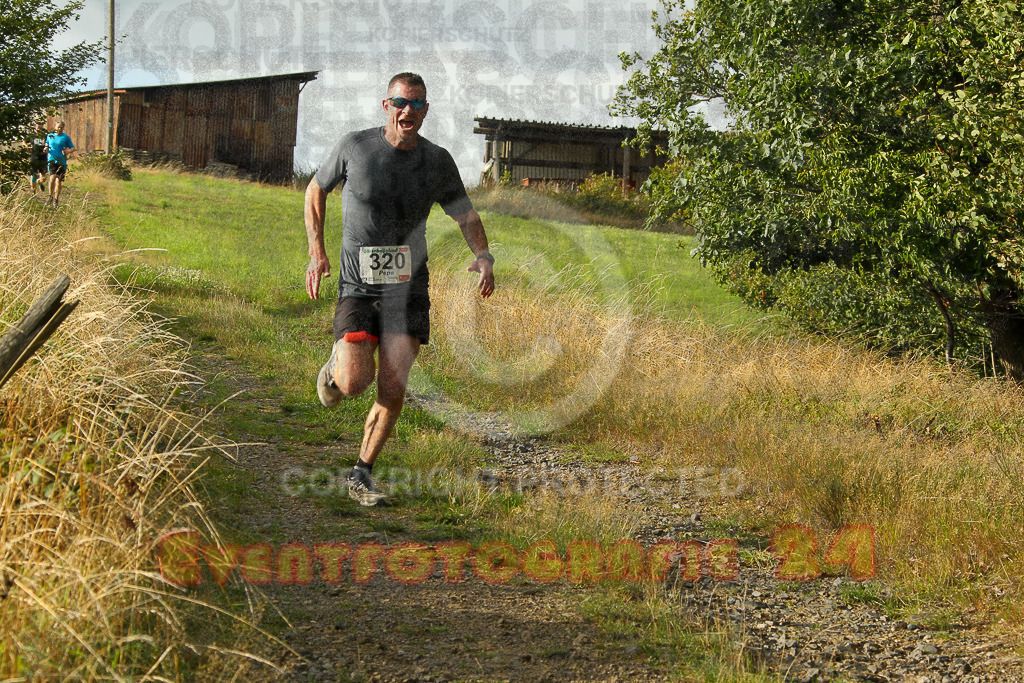 250801_1904_EV4_7993 | Sportfotografie im Rhein-Sieg Kreis, Köln, Bonn, NRW, Rheinland Pfalz, Hessen, etc. Unser Tätigkeitsfeld umfasst den Laufsport vom Volkslauf über den Marathon, Duathlon, Triathon bis zum Ultralauf wie Kölnpfad Ultra oder Schindertrail.