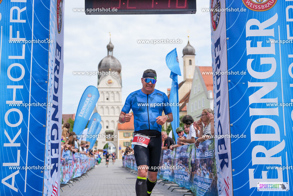 DSC04494 | Stadttriathlon Erding 2025. #yourpictrs #sportshot_your_pictrs @Sportshotphotography #stadttriathlonerding Copyright: www.sportshot.de